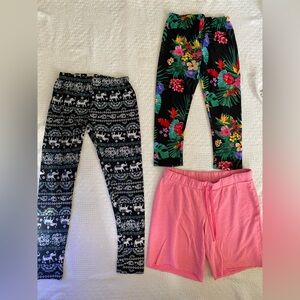 No Boundaries Juniors Medium 7/9 Preowned Stretch Leggings Capri and Shorts Set